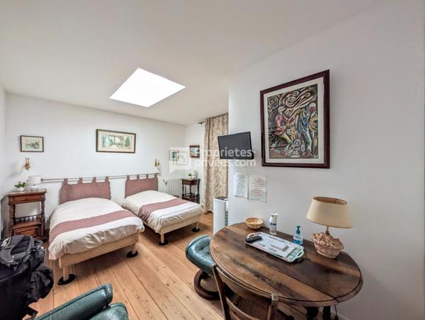 Maison Cognac 12 pièce(s) 376 m2 REF 419566 CRIT