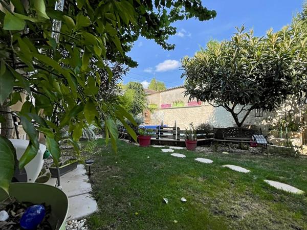 Maison Cognac 12 pièce(s) 376 m2 REF 419566 CRIT