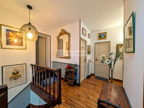 Maison Cognac 12 pièce(s) 376 m2 REF 419566 CRIT