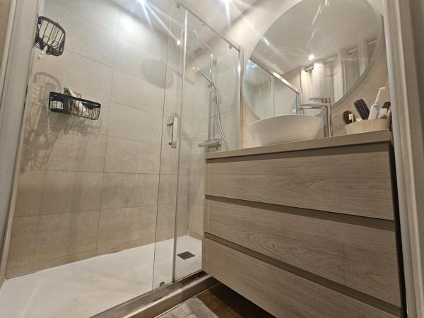 Appartement 3 pièces - 70 m² Exclusivité efficity