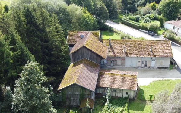 Maison à vendre    2 pièces • 80 m2 Courtisols