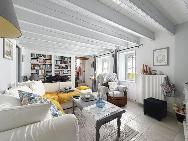 À vendre : Charmante maison de 7 pièces avec vaste terrain à La Garnache