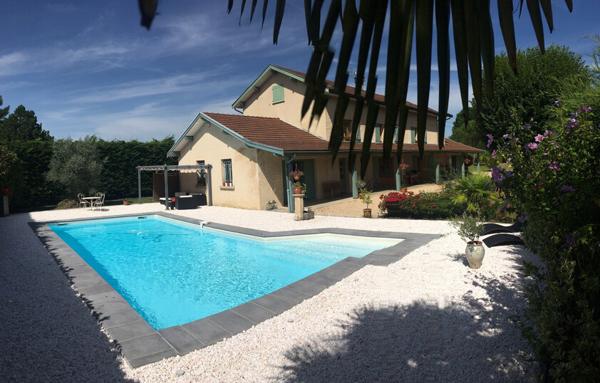 Magnifique ferme entièrement rénovée