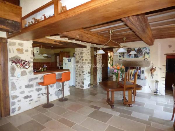 Vente Propriété 8 pièces 133 m2 à Saulieu