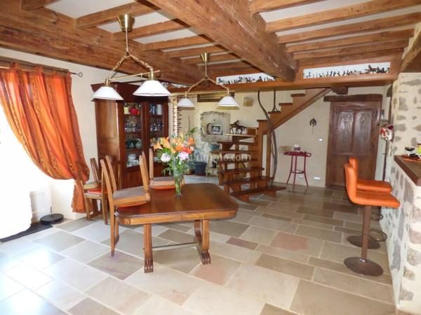 Vente Propriété 8 pièces 133 m2 à Saulieu