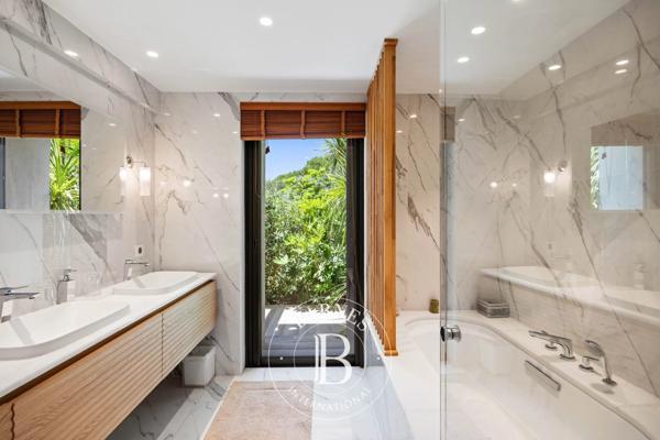Saint-Tropez, Maison 8 Chambres -  608 m² à vendre