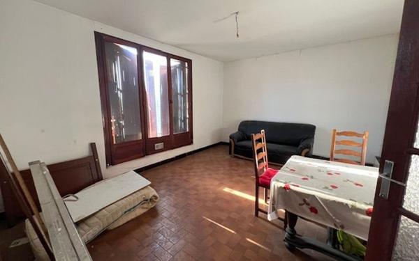 Maison à vendre    6 pièces • 145,75 m2 Marseille 4