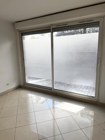 Marseille (13006) APPARTEMENT DE TYPE 2