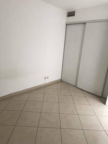 Marseille (13006) APPARTEMENT DE TYPE 2