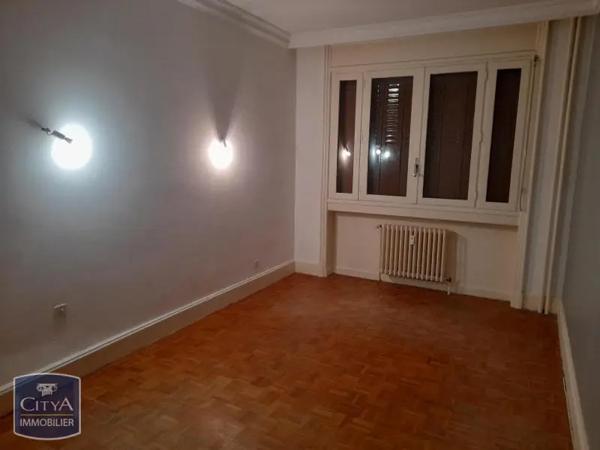 Appartement à louer 4 pièces 92.17m²