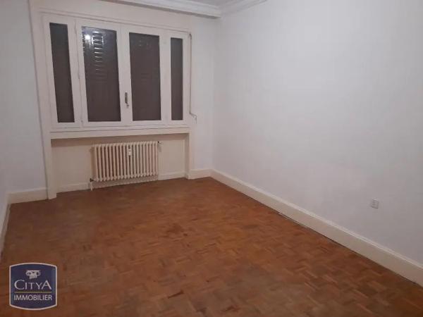 Appartement à louer 4 pièces 92.17m²