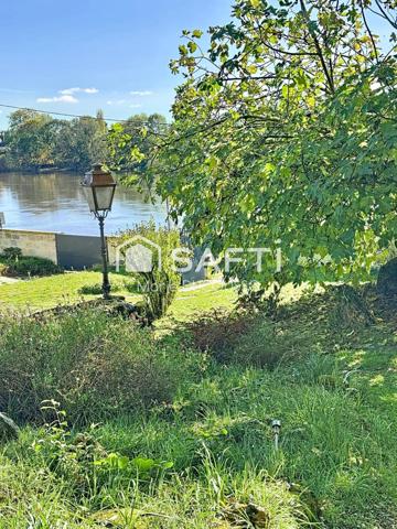 Demeure en pierre avec vue Dordogne