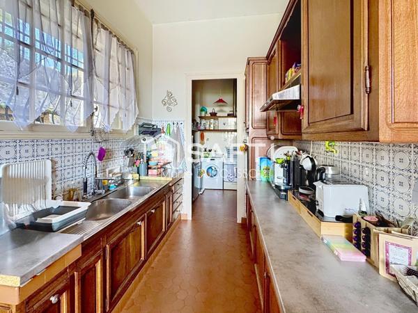 Demeure en pierre avec vue Dordogne