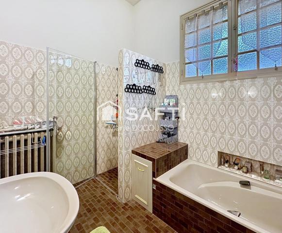 Demeure en pierre avec vue Dordogne