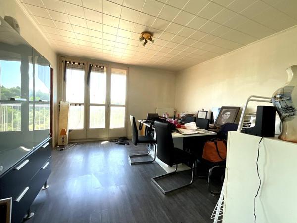 Vente / Appartement T3 à Montbéliard (25200)