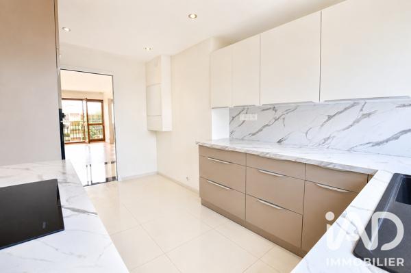 Appartement à vendre 6 pièces 136,87 m² Noisy-le-Roi