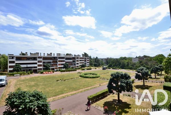 Appartement à vendre 6 pièces 136,87 m² Noisy-le-Roi