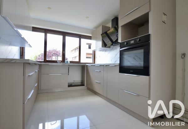 Appartement à vendre 6 pièces 136,87 m² Noisy-le-Roi