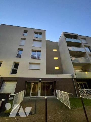 2 pièces loué résidence de standing avec parking