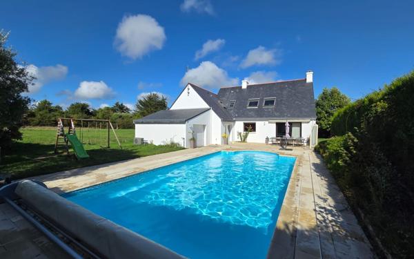 Maison à vendre    6 pièces • 198 m2 Saint-Philibert