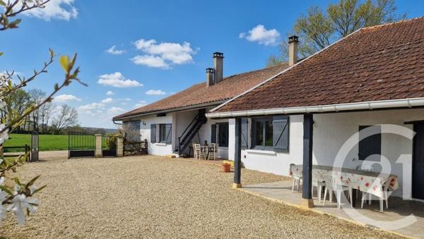 Maison à vendre  6 pièces - 178 m2 DOMMARTIN - 01