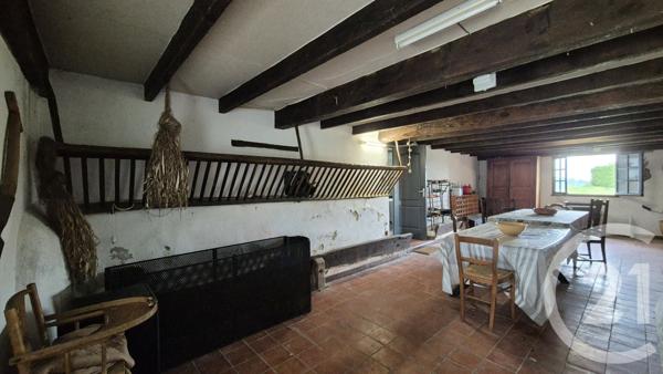 Maison à vendre  6 pièces - 178 m2 DOMMARTIN - 01