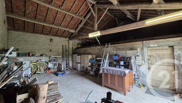 Maison à vendre  6 pièces - 178 m2 DOMMARTIN - 01