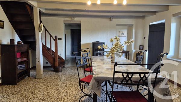 Maison à vendre  6 pièces - 178 m2 DOMMARTIN - 01