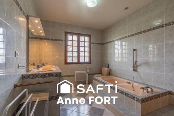 Villa de 6 pièces, d'une surface totale de 175 m²