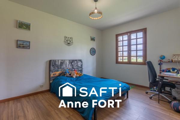 Villa de 6 pièces, d'une surface totale de 175 m²