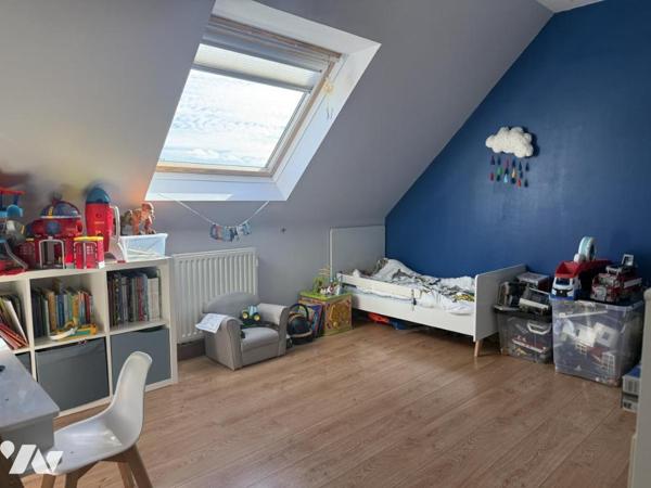 Maisn 4 chambres sur terrain 910m²