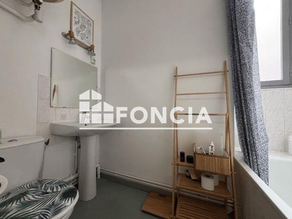 Location Appartement 2 pièces 47.71 m² - 3 RUE DE LA CONVENTION Villeurbanne 69100