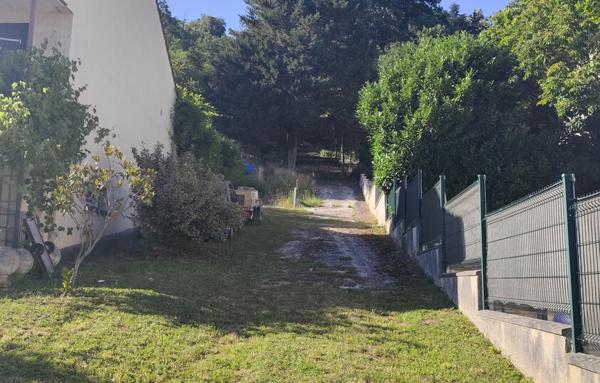 Terrain à Batir de 2 613 m²