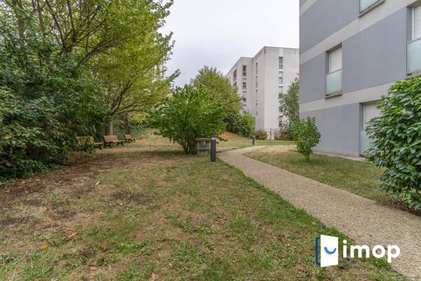 Appartement avec terrasse et parking