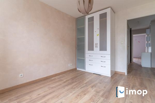 Appartement avec terrasse et parking
