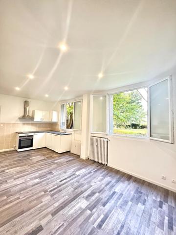 À VENDRE – Charmant Appartement T2 rénové de 42 m² à Ris-Orangis, Quartier des Oiseaux