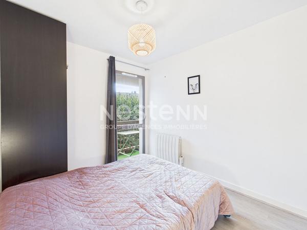 A vendre à Aurillac, quartier Cap Blanc, duplex de type 4 d'une surface de 74 m² avec balcons, garage et cave.