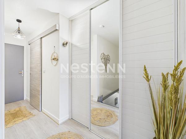 A vendre à Aurillac, quartier Cap Blanc, duplex de type 4 d'une surface de 74 m² avec balcons, garage et cave.