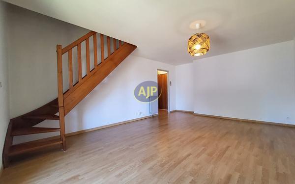Location appartement Pontivy : 580 € - AJP Immobilier Pontivy