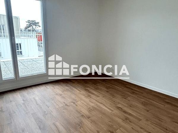 Location Appartement 2 pièces 42.4 m² - 136 RUE DES FRERES TISSIER Carrieres Sous Poissy 78955