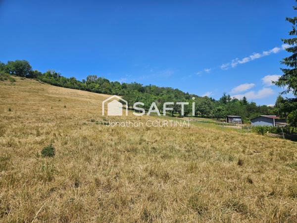 Terrain constructible de 1500m²