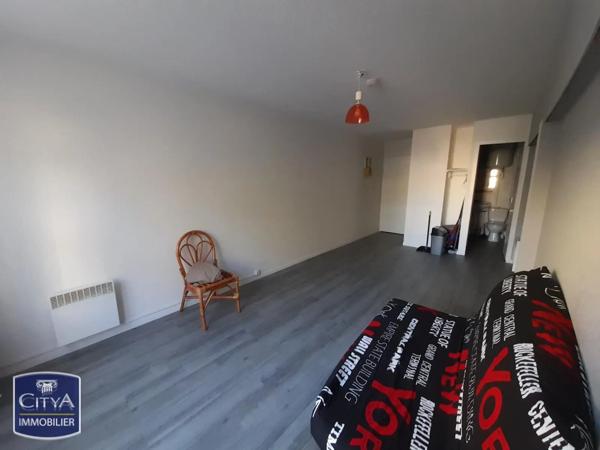 Appartement à vendre 1 pièce 25m² Pau (64000)