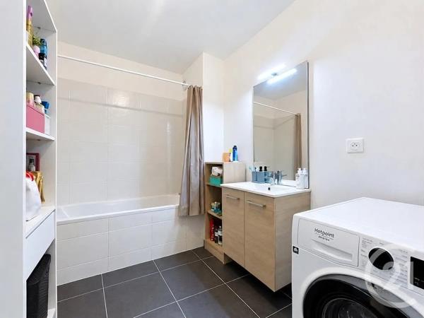 Appartement T3 à vendre  3 pièces - 58,68 m 2   TOURCOING  - 59