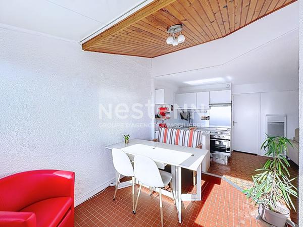 Bel appartement 2 pièces de 35.29 m² avec place de parking en option, local à vélo & vue exceptionnelle sur les Salins & l'Île Saint-Martin à Gruissan