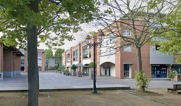 Appartement T2 de 47m² au 1er étage avec ascenseur, terrasse et garage à vendre au centre-ville de Castanet-Tolosan