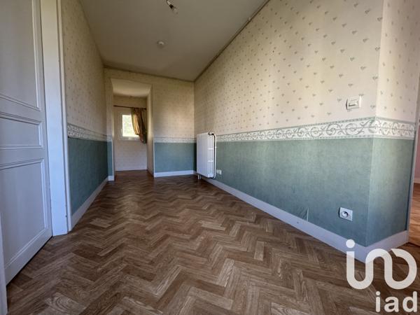 Maison à vendre 8 pièces 129 m² Saint-Denis-Lanneray