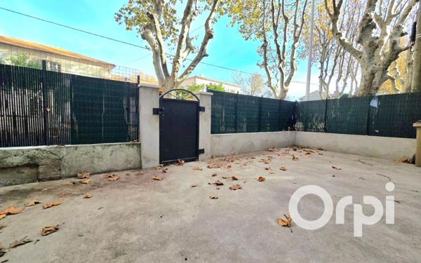 Maison à vendre    4 pièces • 109,72 m2 Saint-Martin-de-Crau