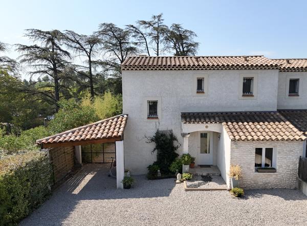 Maison T4 de 103m2 avec piscine Saint Maximin