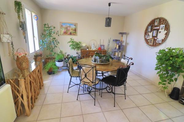 Maison T4 de 103m2 avec piscine Saint Maximin