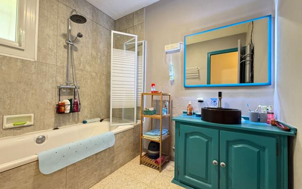 Maison à vendre    3 pièces •  Saint-Palais-sur-Mer